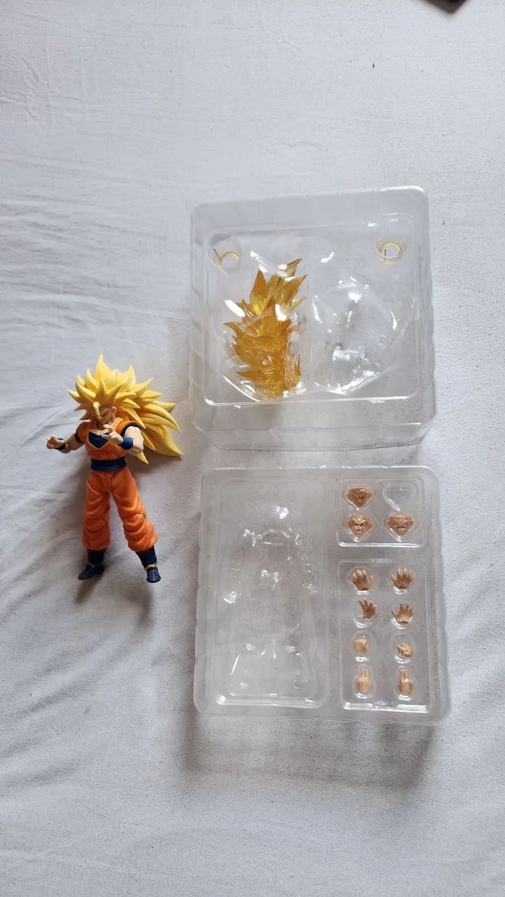 Goku SSJ 3 NeoKong sem caixa 