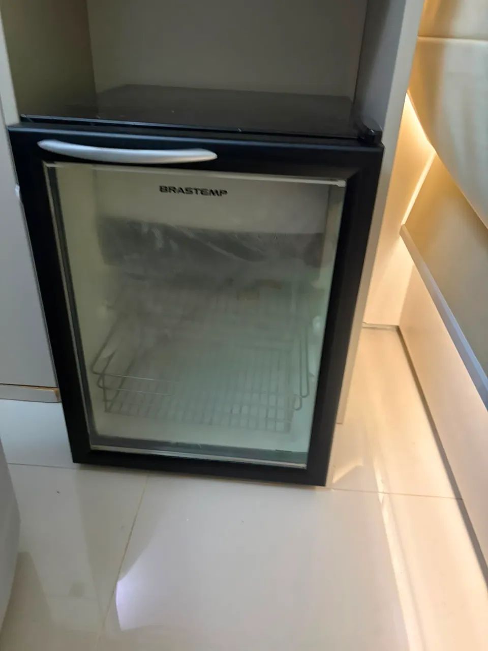 Frigobar Brastemp 