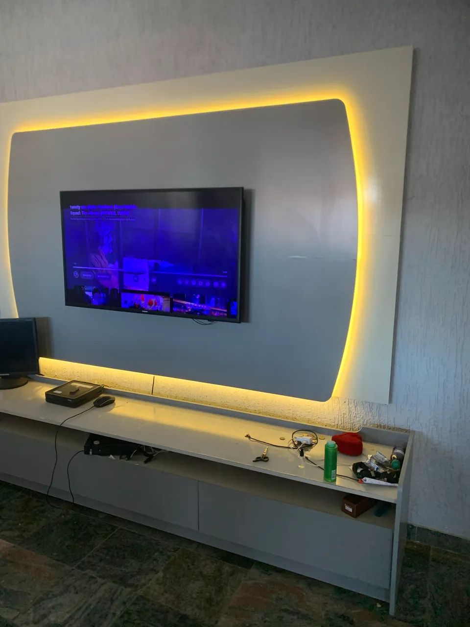 Vende-se Rack+ painel Led - Foto 4