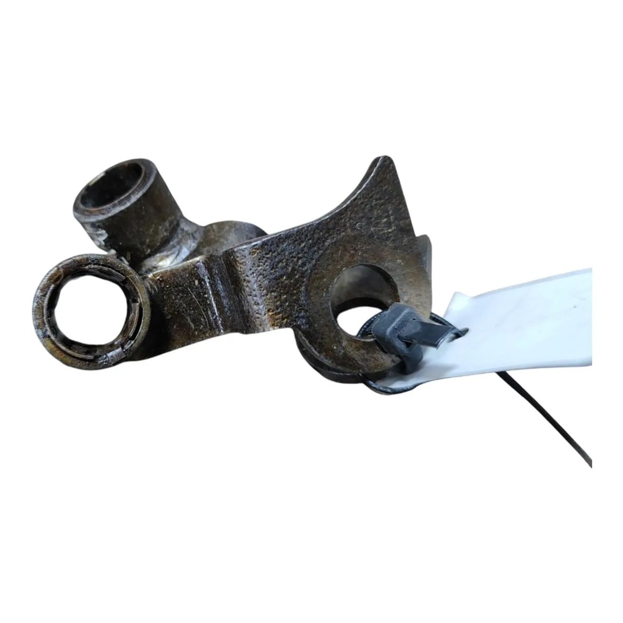 PAR SUPORTE SENSOR ABS FORD CARGO 1119 - Foto 4