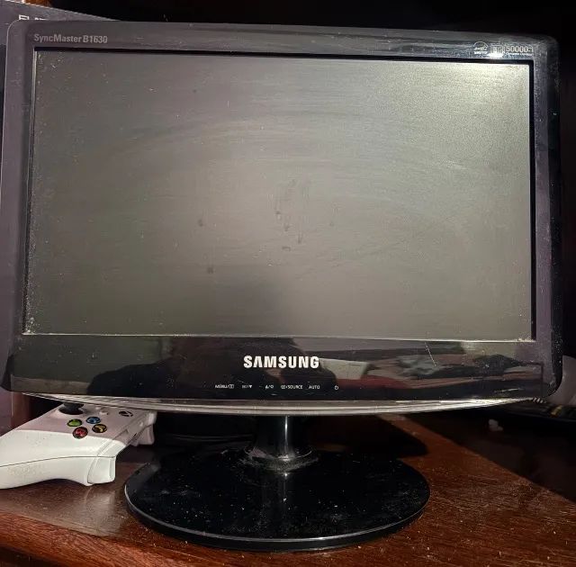 2 Monitores LG e Samsung - Funcionando - Foto 2