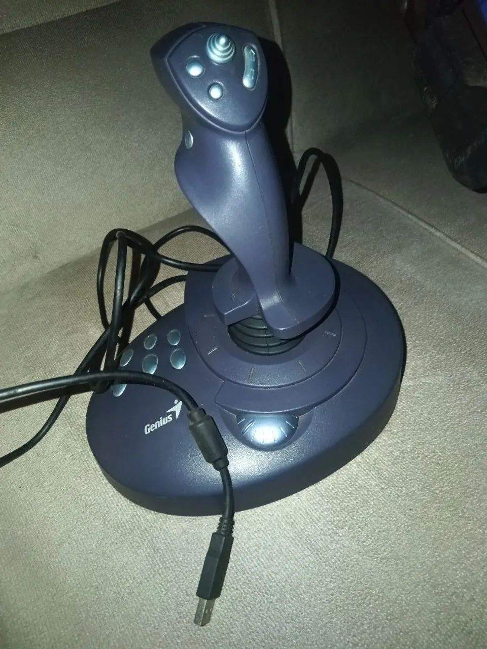 Joystick Genius Maxfighter F-31 - Foto 4