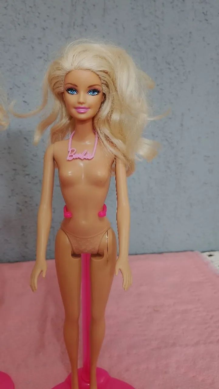 Barbie Loira Original Mattel Com colar Original 