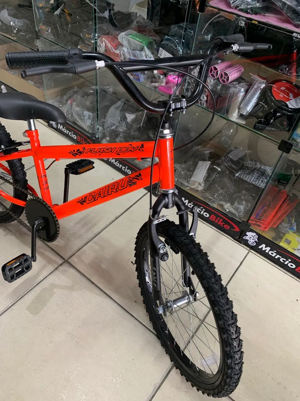 Bicicleta aro 20 Cairu Flash boy  - Foto 4