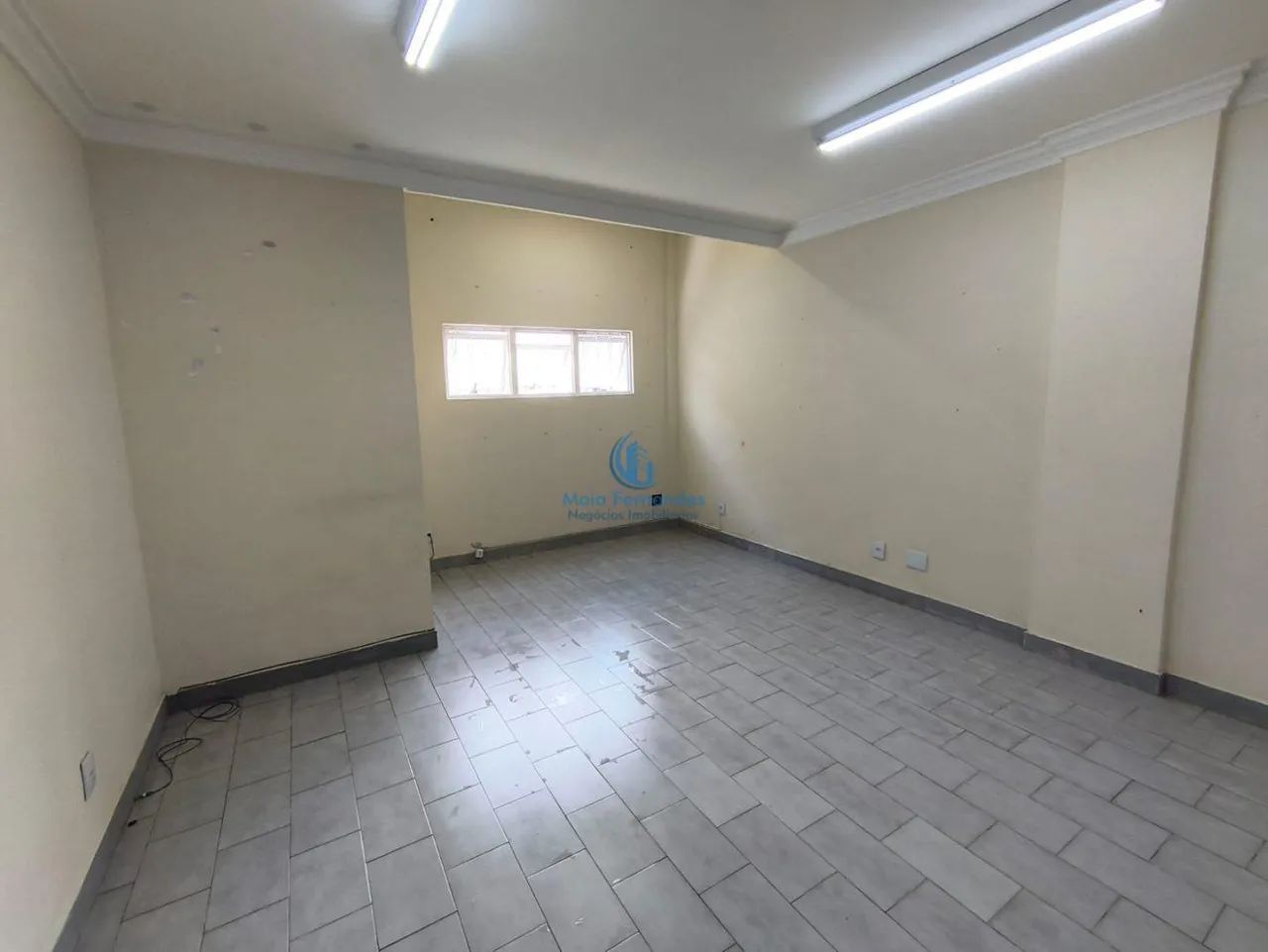 Imóvel comercial em São Lourenço: Venda e aluguel disponíveis! REF: LA039 - Foto 2
