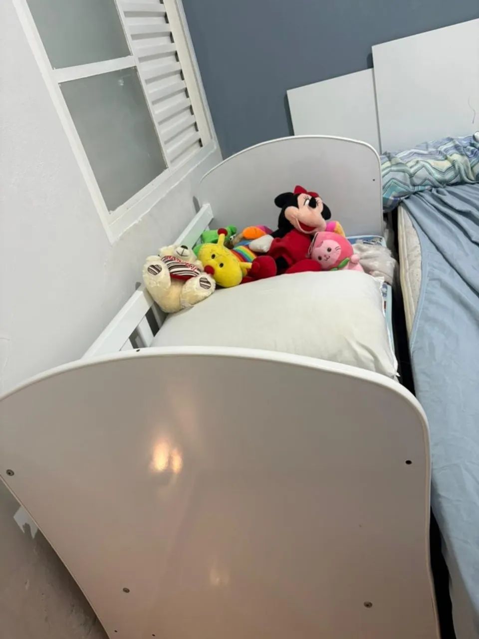 Berço infantil semi novo, com quite berço mais lençol de elastico, feminino completo!! - Foto 2