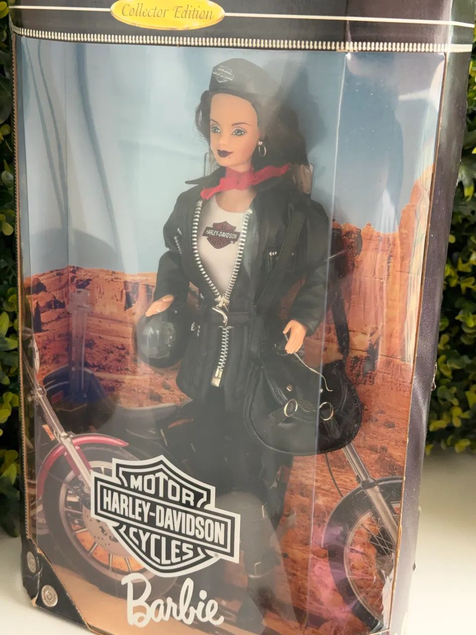 Boneca Barbie collector harley davidson lacrada  - Foto 5