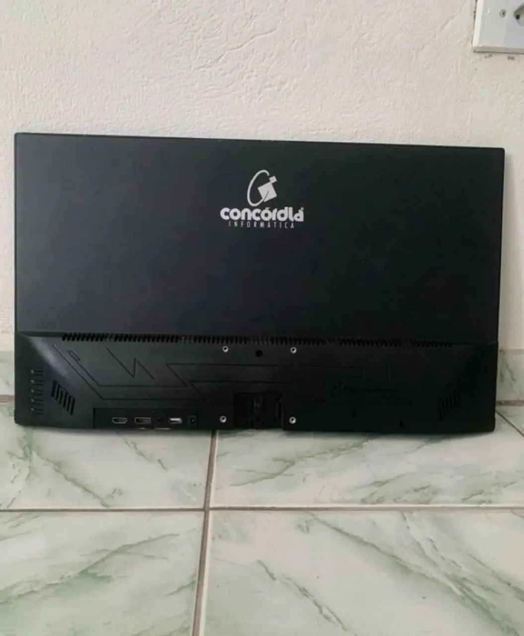 Monitor concordia com listras ACEITO PREÇO MENOR! - Foto 2