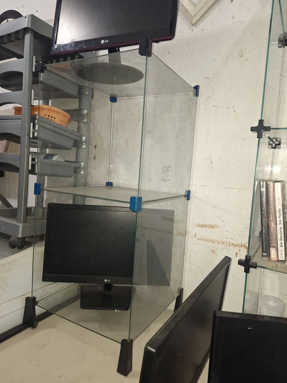 Vitrine em bom estado.  - Foto 3
