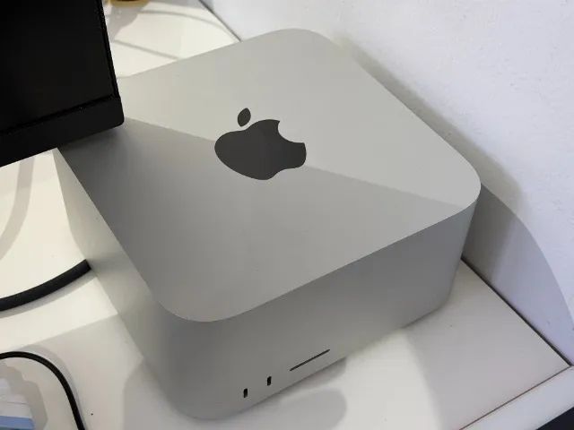 Mac Studio M1 Max - 32GB RAM - 512GB SSD