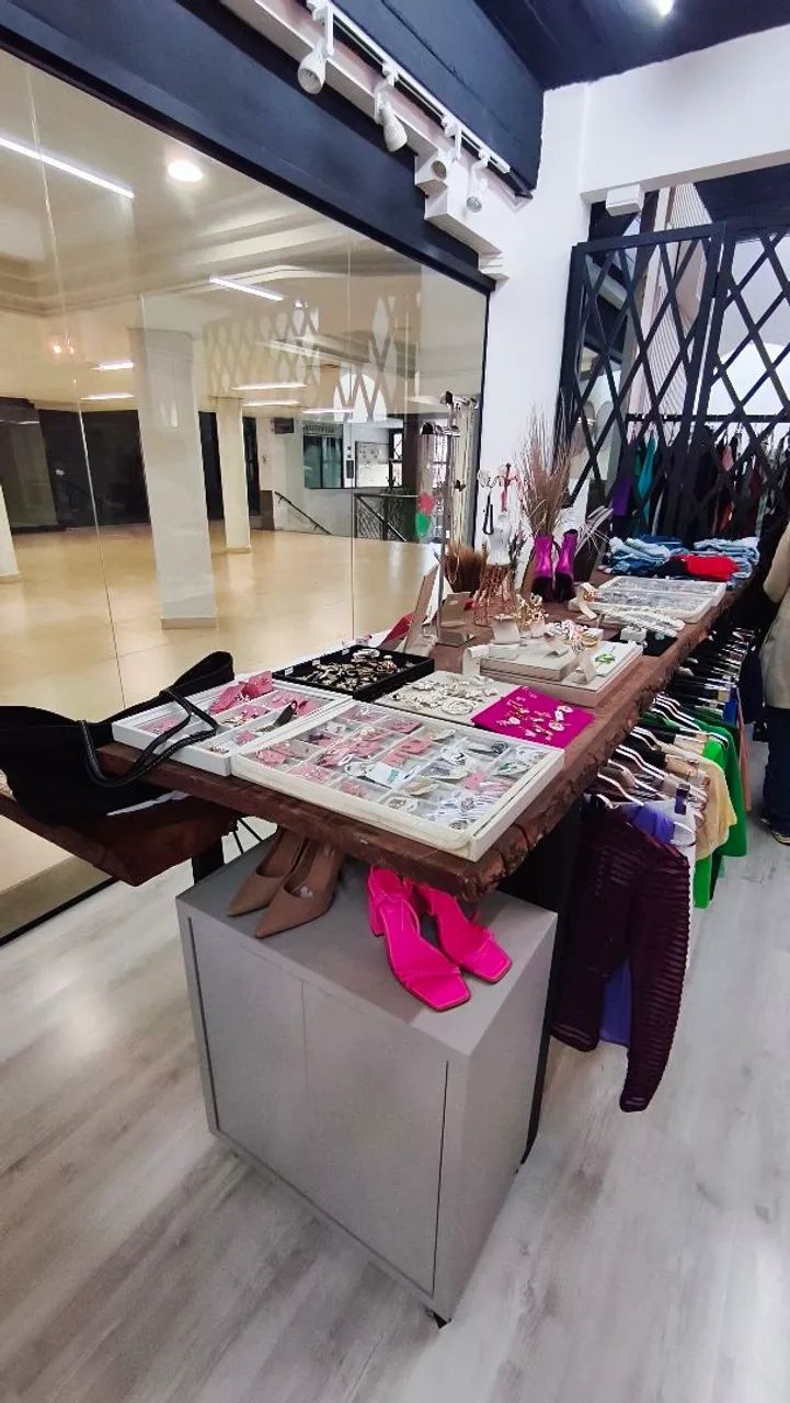 Vendo Loja de Roupas e acessórios - Galeria Aquarius - Foto 3
