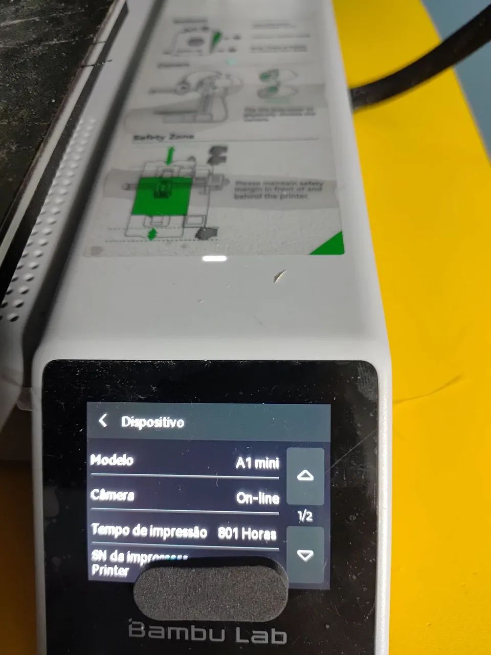 Vendo impressora 3D Bambu A1 Mini Semi Nova na Caixa