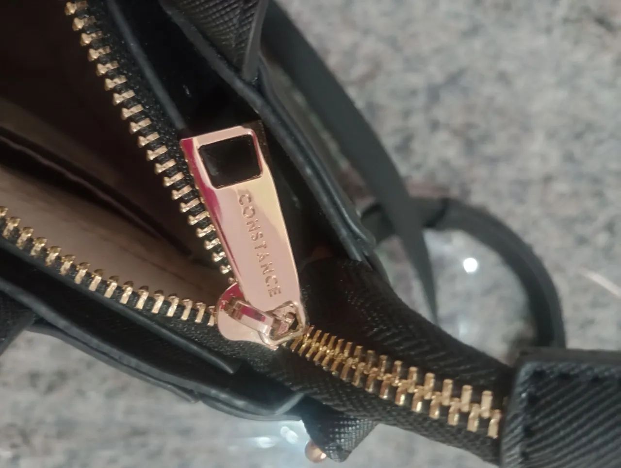 Bolsa preta Constance  - Foto 4