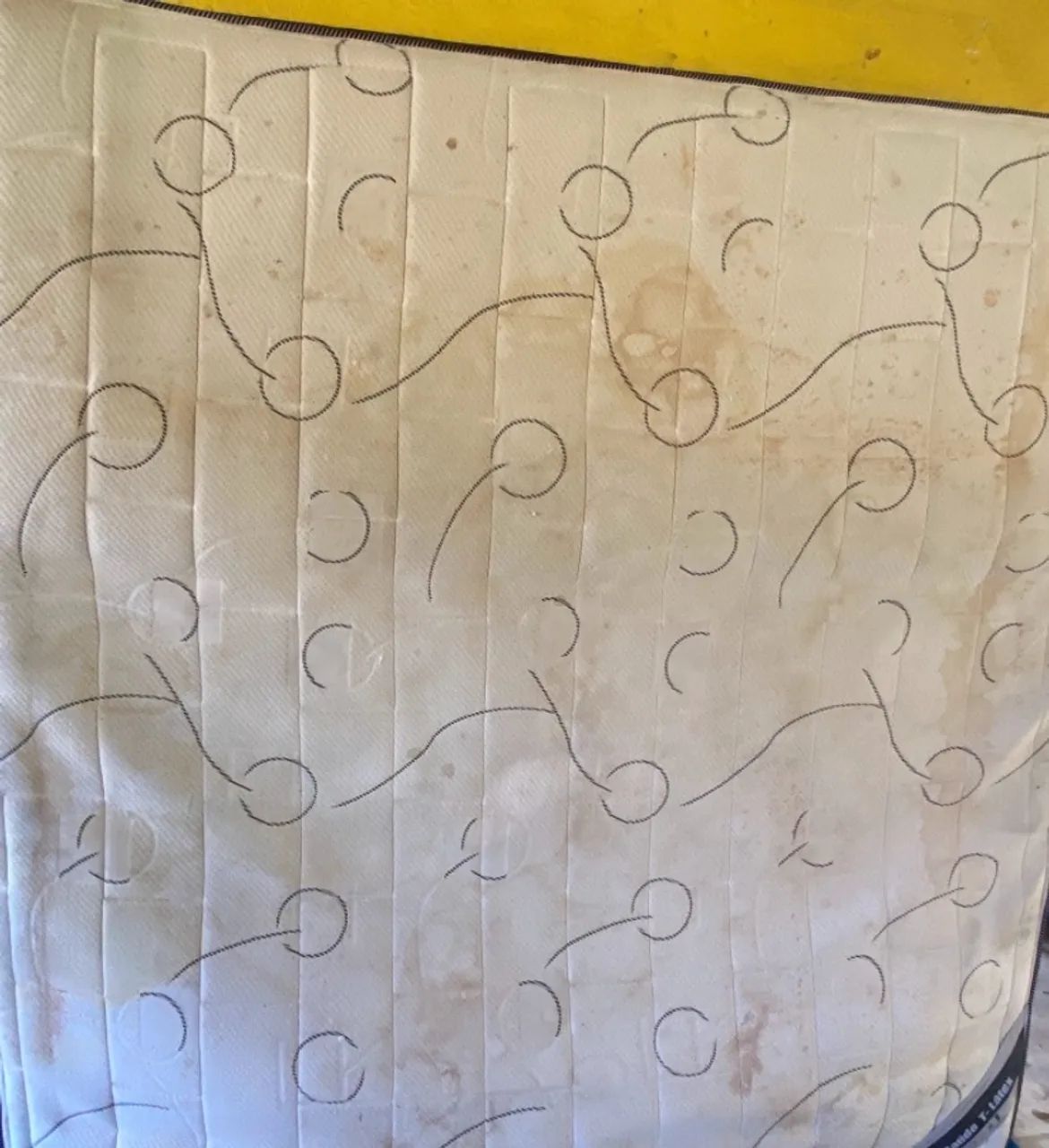 Cama Box Queen com Colchão e Base - Leia o anúncio com muita atenção!