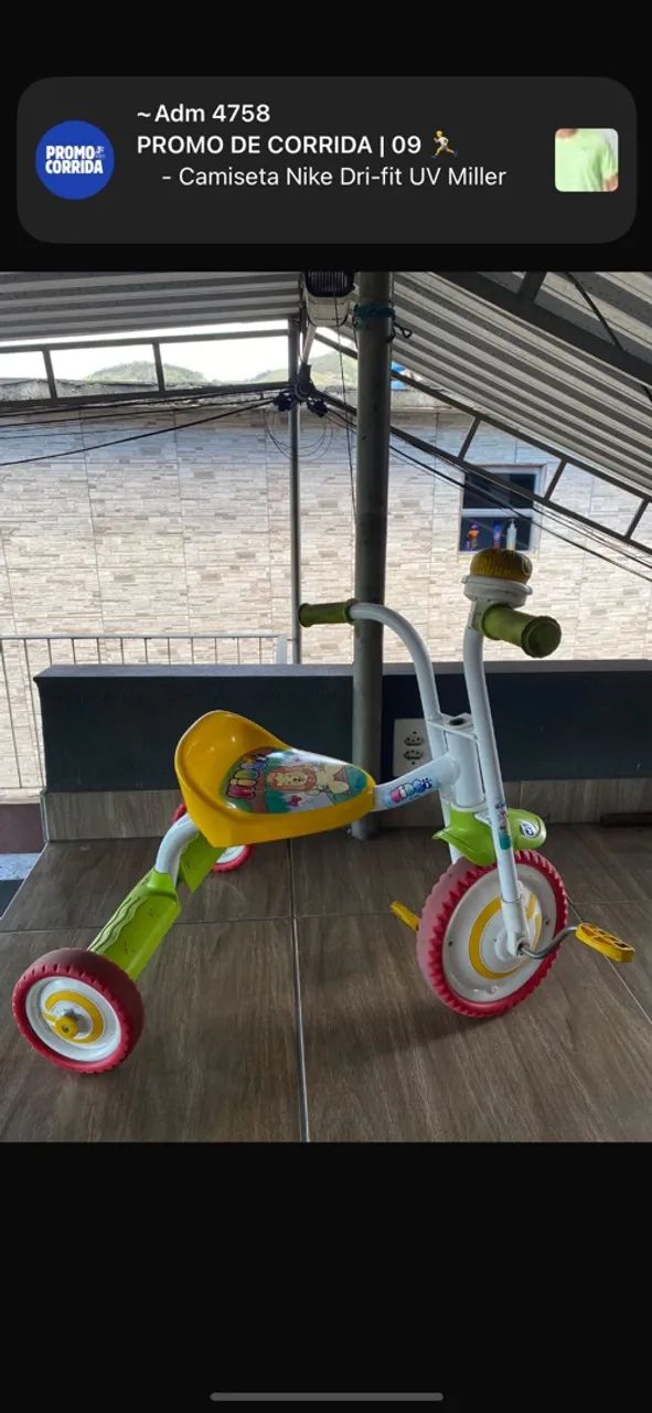Triciclo infantil