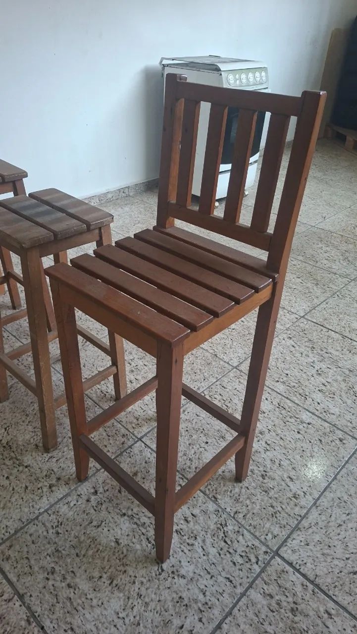 Jogo de Banquetas em Madeira - Foto 5