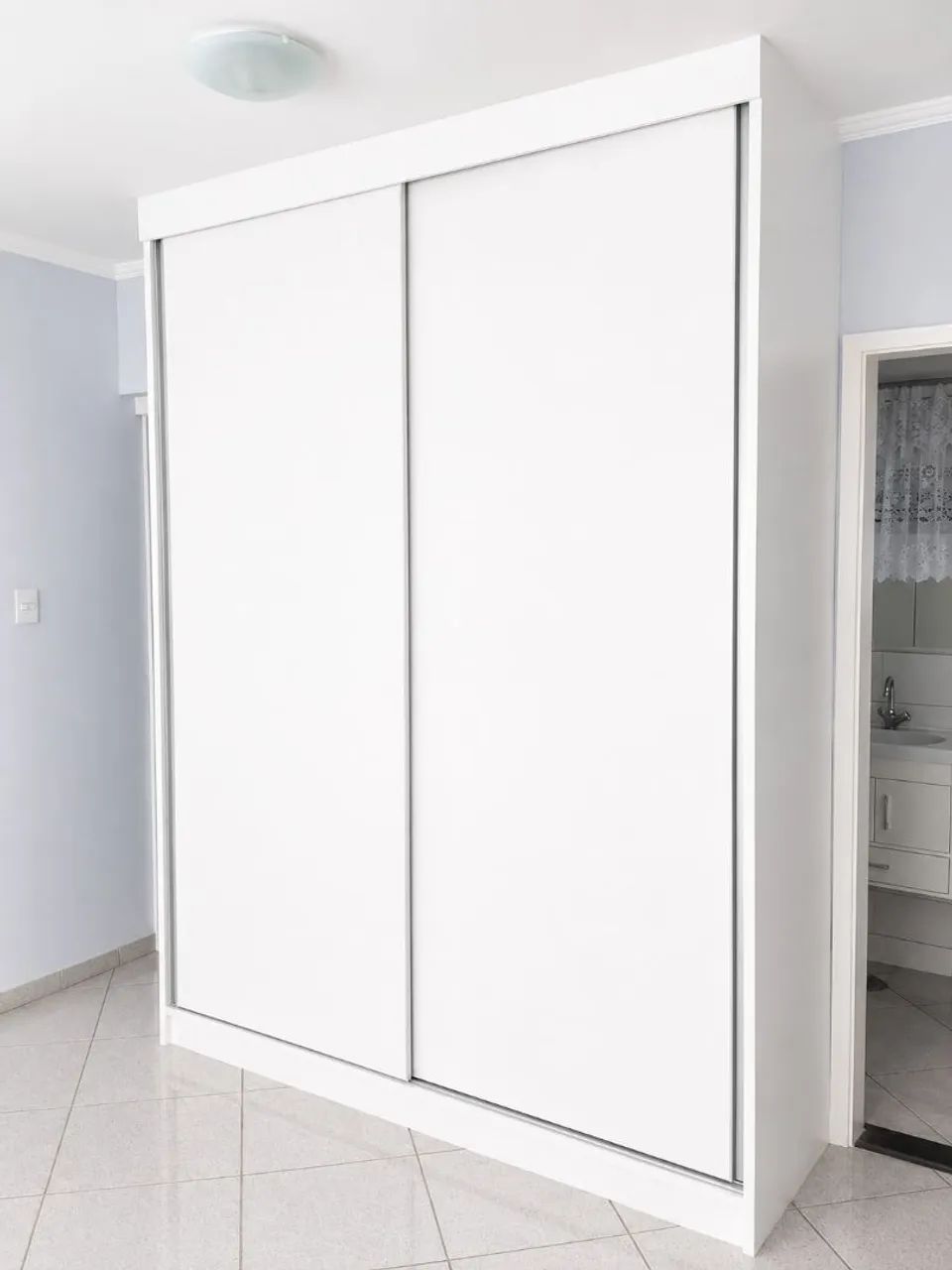 Guarda Roupas Embutido Planejado MDF 2mx2,50m