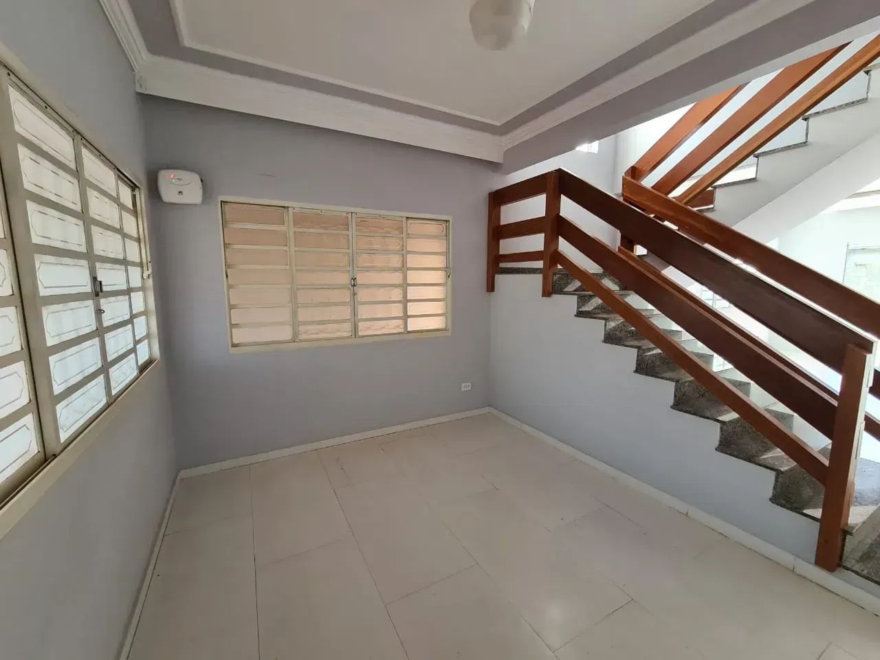 Sobrado com 4 suítes e 2 quartos - Foto 3