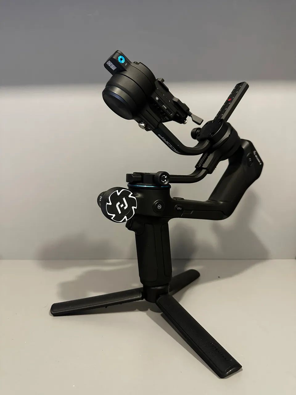 Gimbal FEIYUTECH Scorp 2  - Foto 2