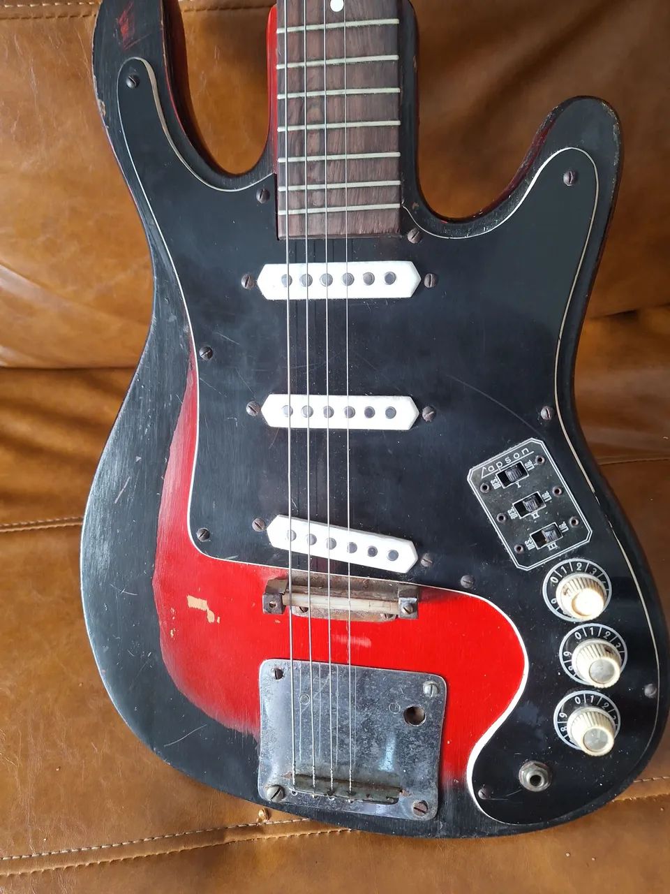 Guitarra Lira Vintage - Captadores sr Vitorio - Foto 2