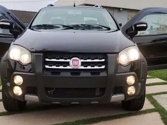 Fiat Strada Adventure 1.8/ 1.8 Locker Flex CE 2012 - Foto 4
