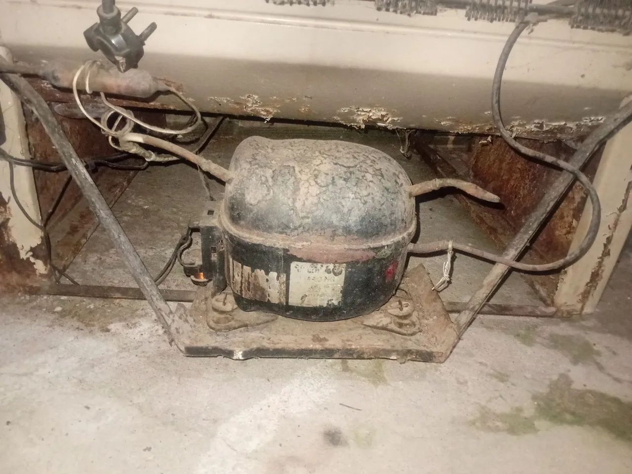 Vendo motor de geladeira 