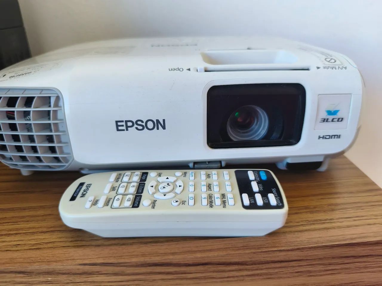 Projetor Epson PowerLite S27 