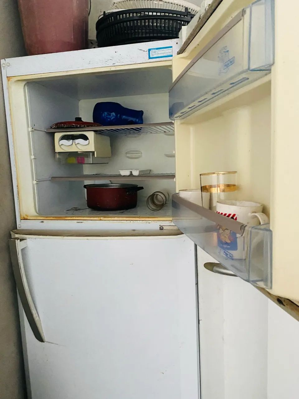 Geladeira com defeito - Foto 2