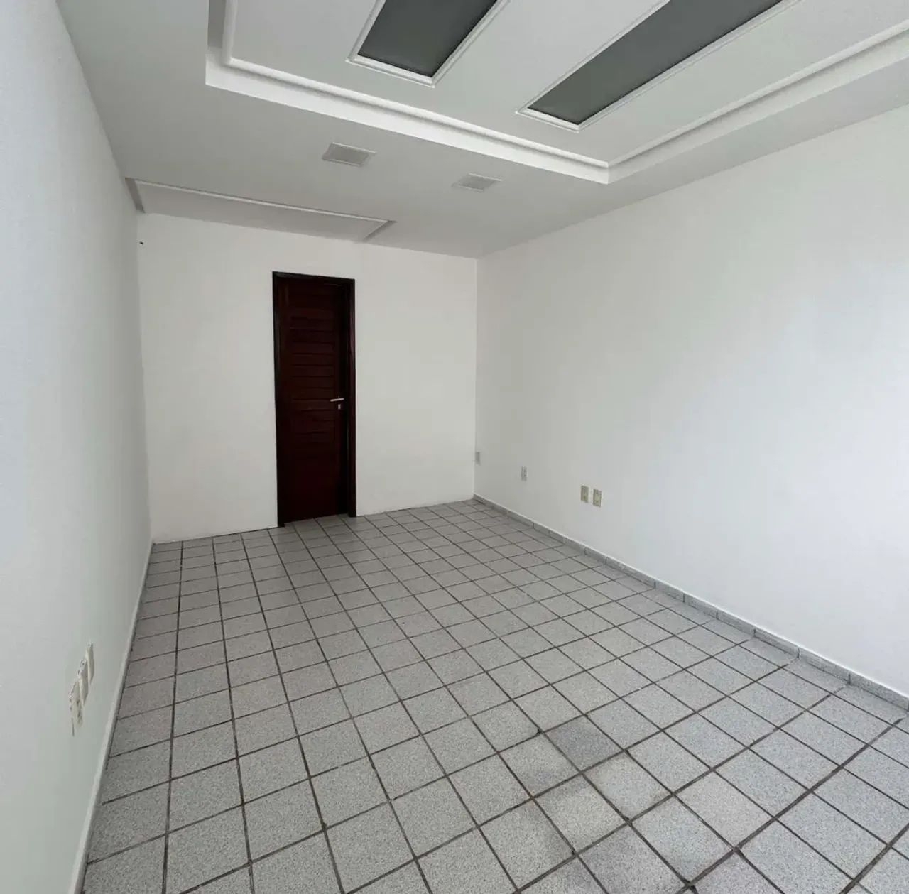 SALA COMERCIAL BAIRRO TAMBAÚ