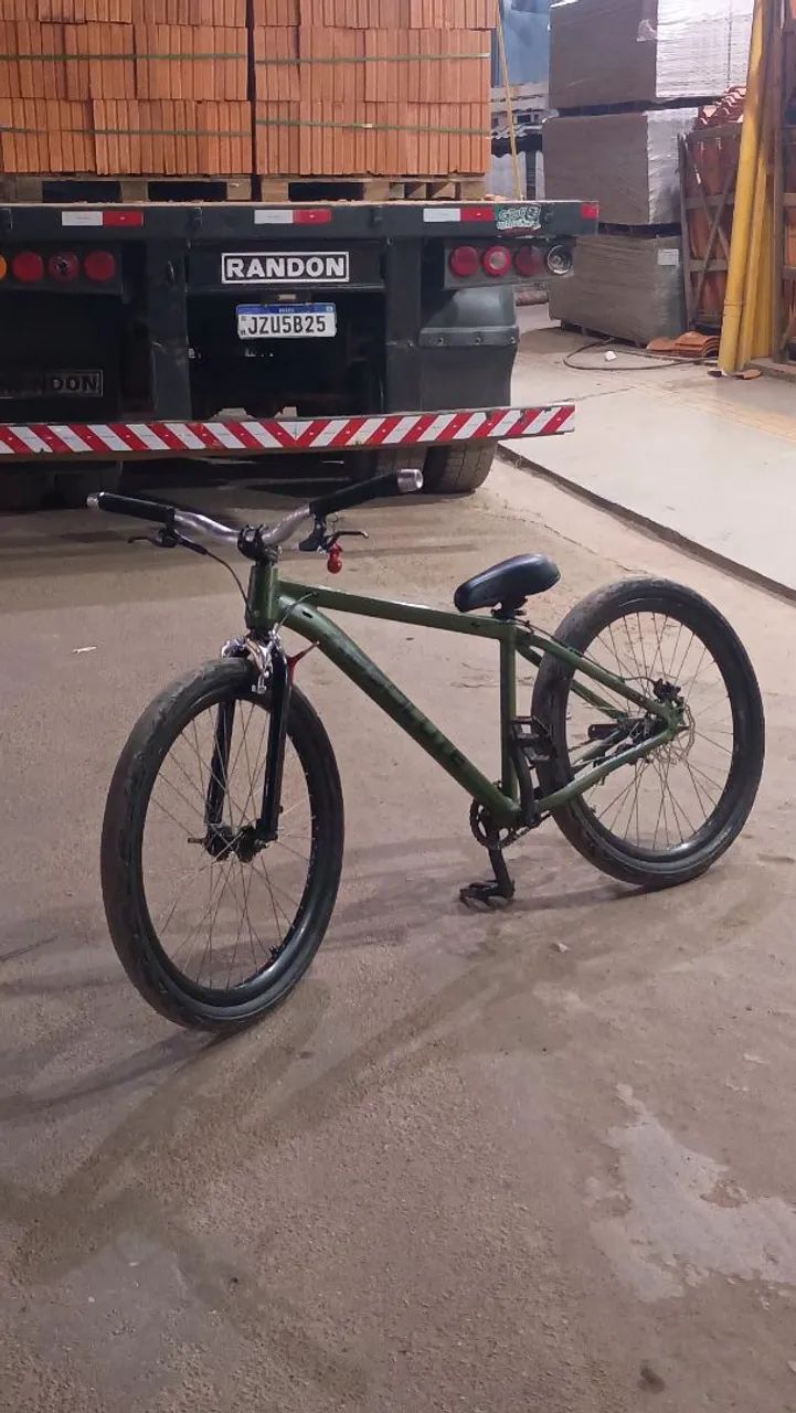 Vende-se bike aro 26  - Foto 5