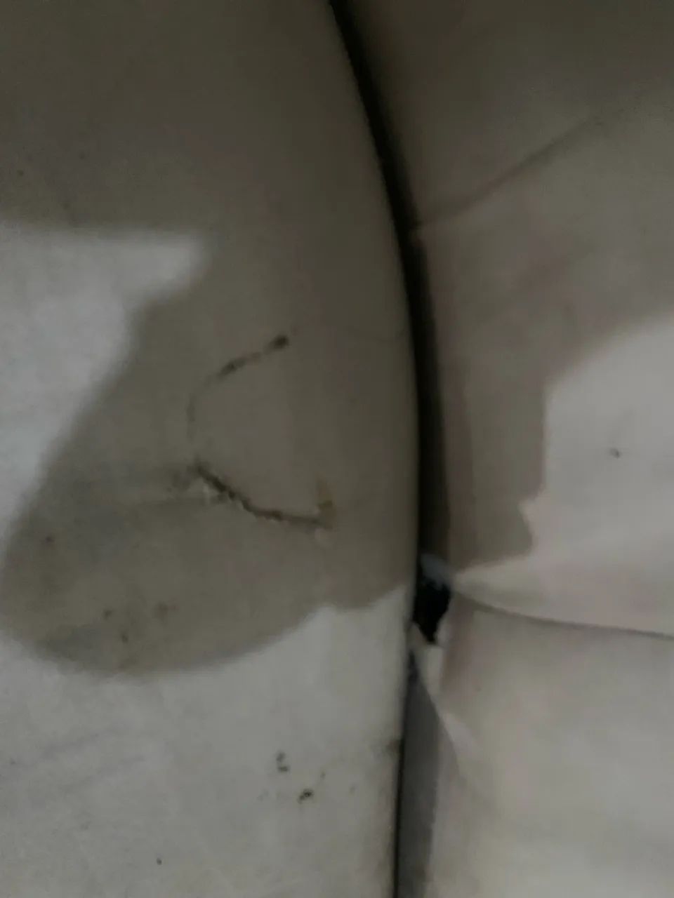 Sofa em couro + Almofadas + Tapete+ quadro  - Foto 4