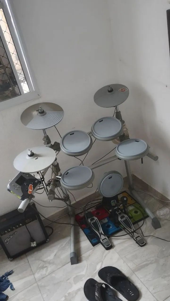 Bateria eletrônica Kat Percussion KT 1
