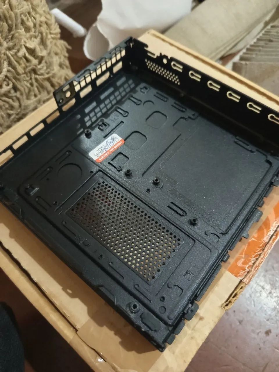 Gabinete M920q ThinkCentre  - Foto 4