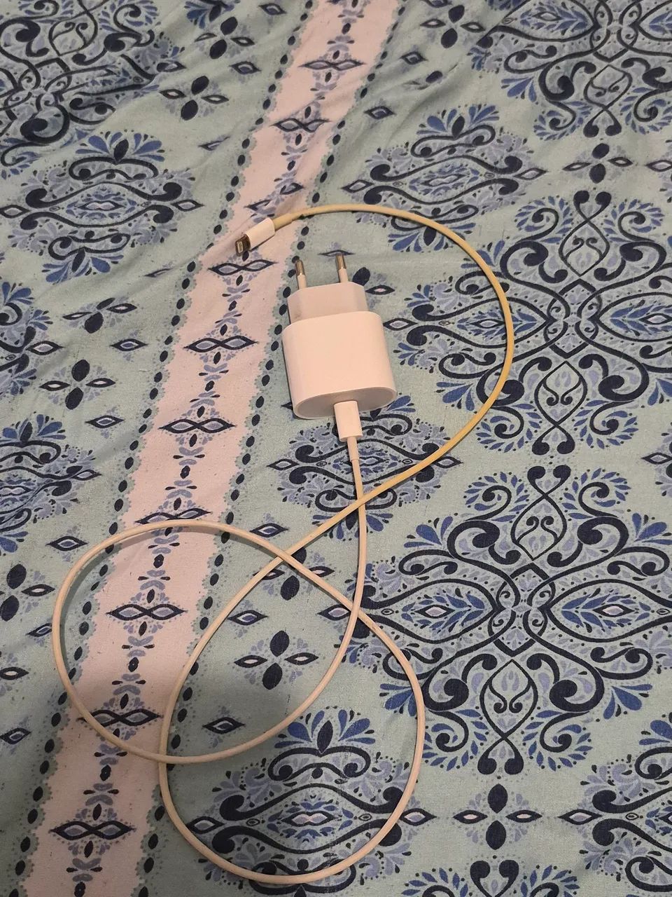 Iphone 7 preto + carregador - Foto 3