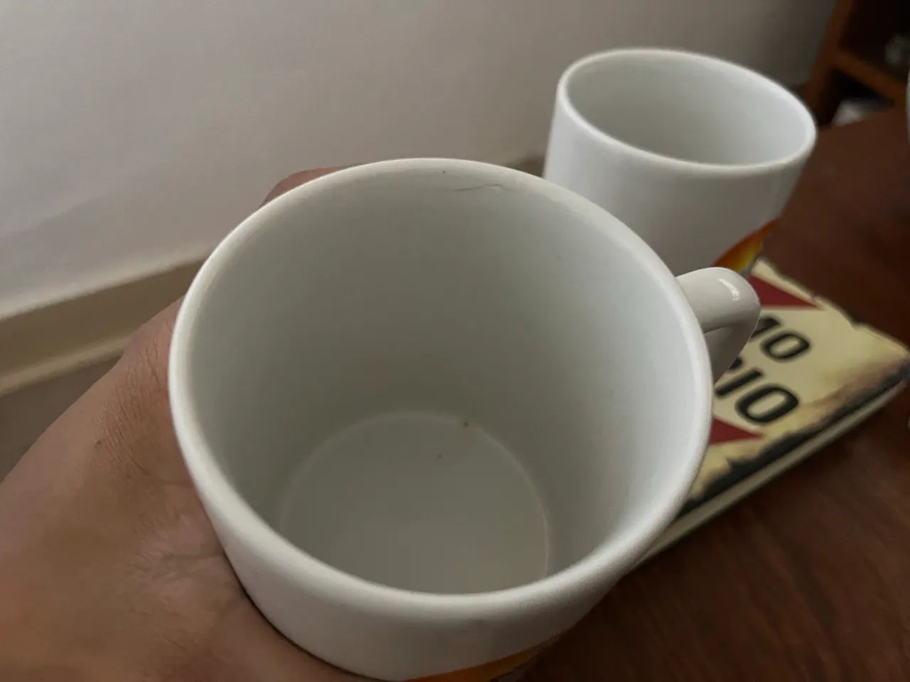 2 canecas de porcelana Pozzani - Foto 4