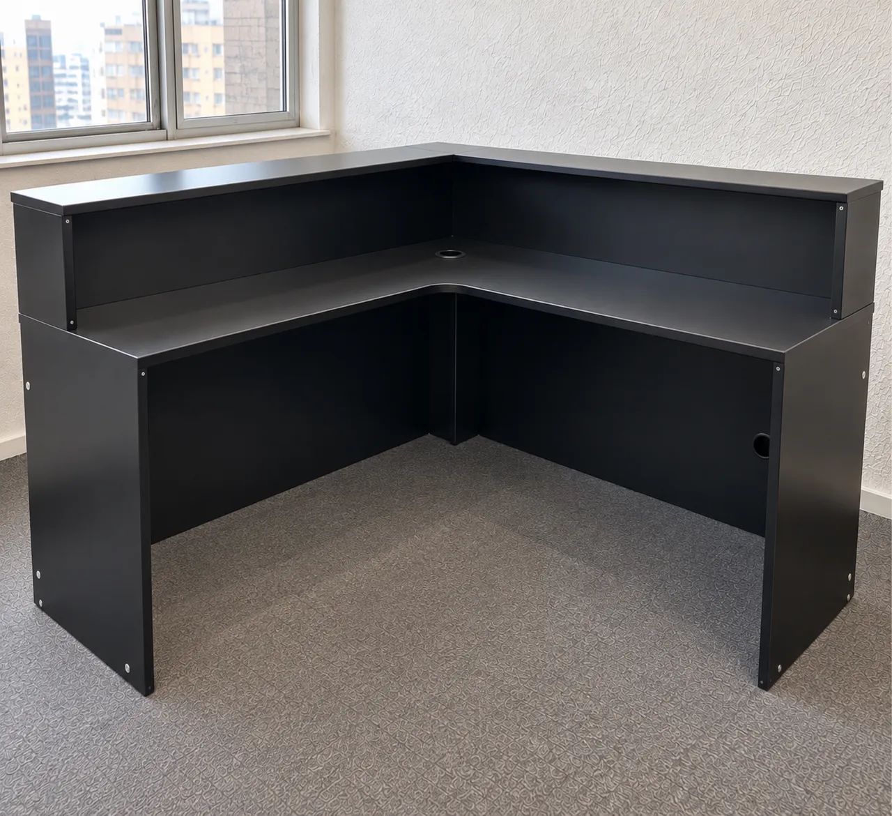 Mesa para escritório grande super conservada nova  - Foto 2
