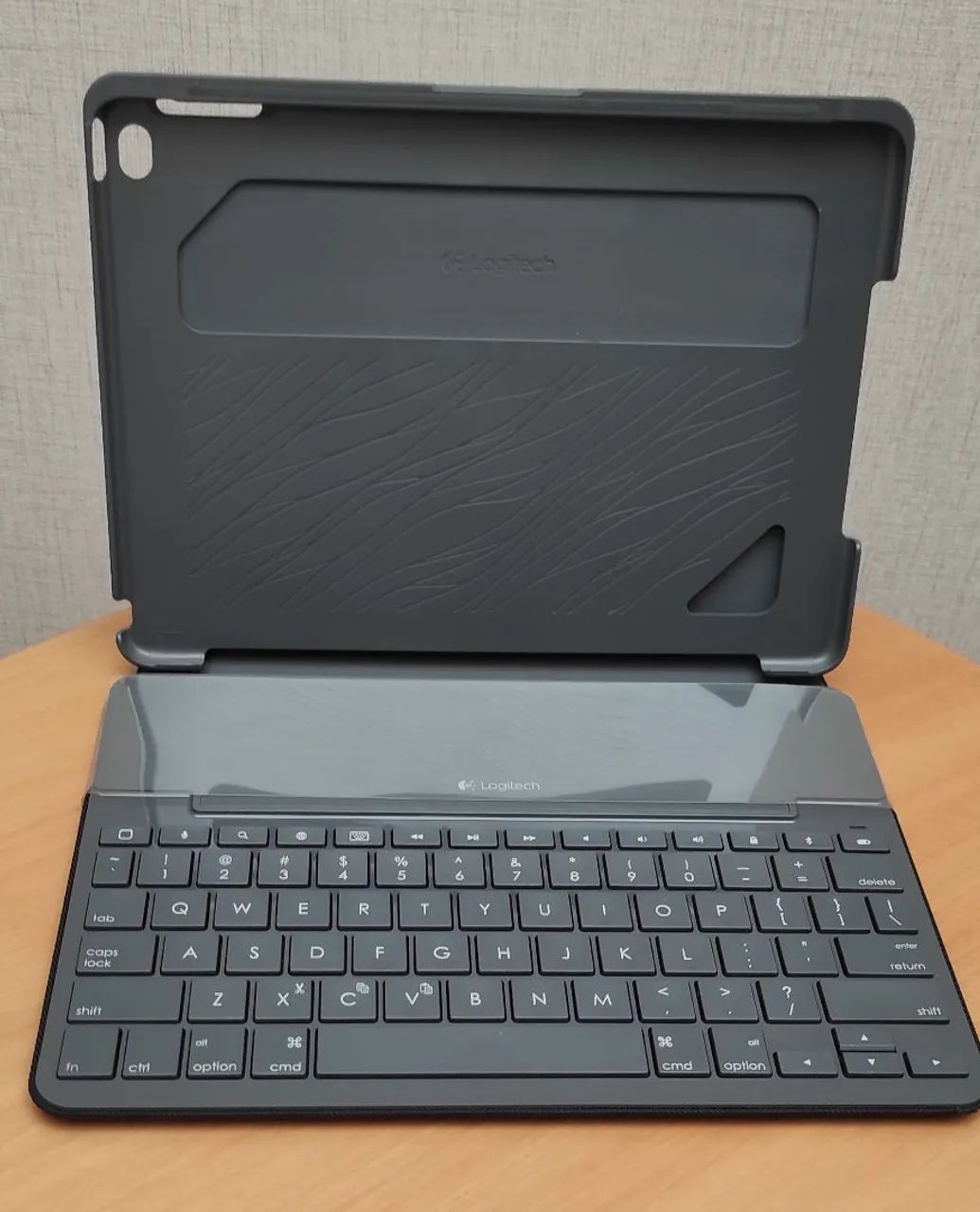 Capa Canvas com teclado IPad Air 2  - Foto 4