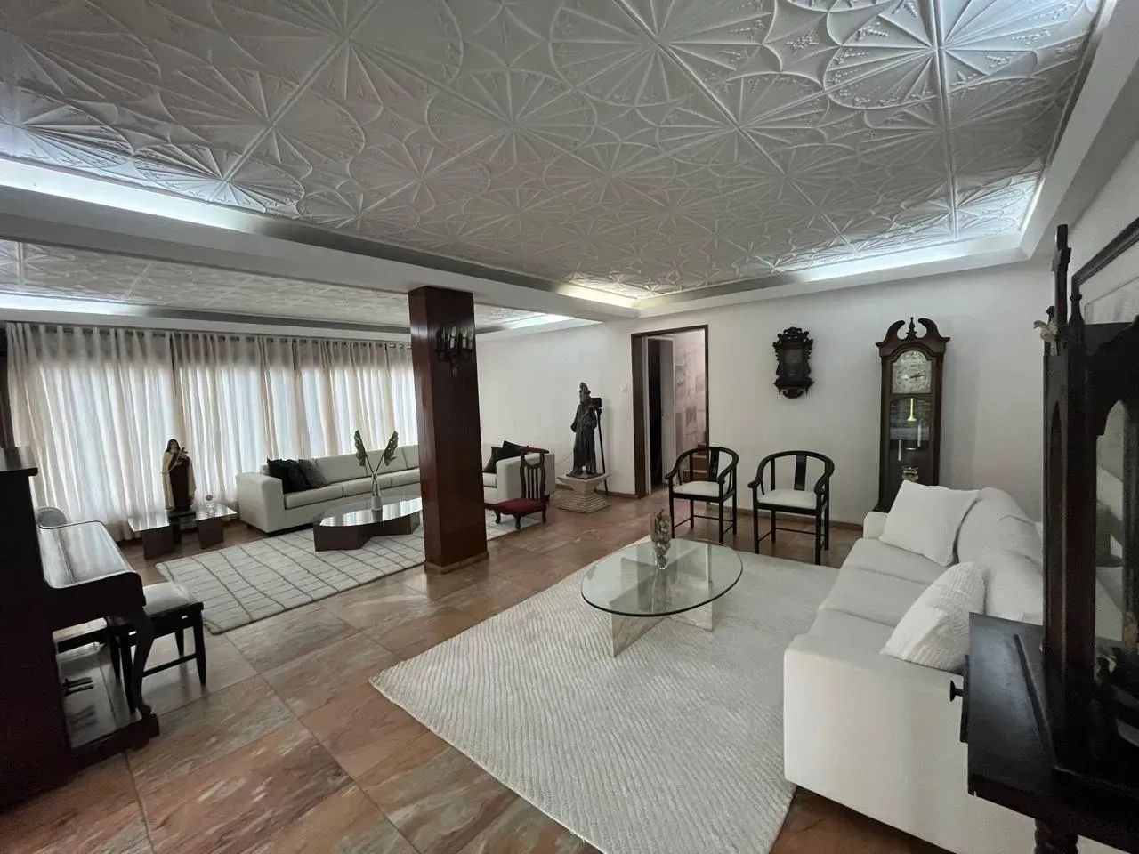 Casa de Alto Padrão nos Aflitos com 461m² - Foto 2