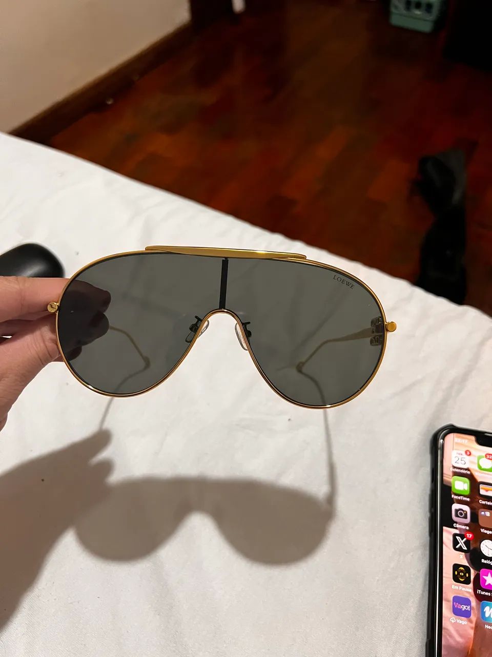 Óculos Loewe LW40107U