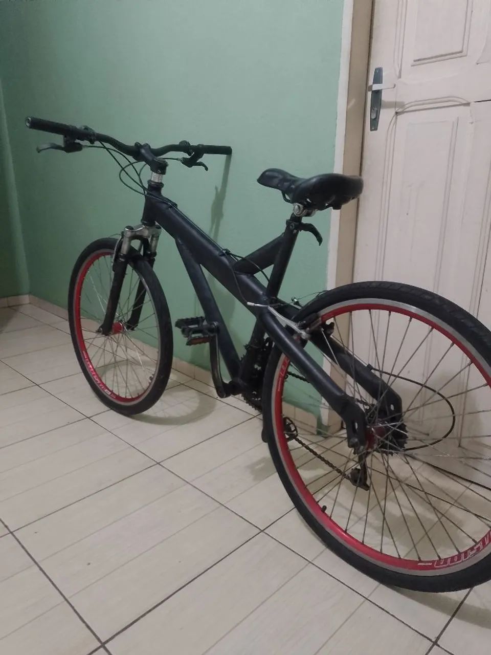 Bicicleta de alumínio 