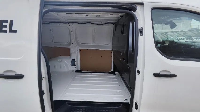 Citroen Jumpy 2.2 CARGO TURBO 2026 - Foto 2