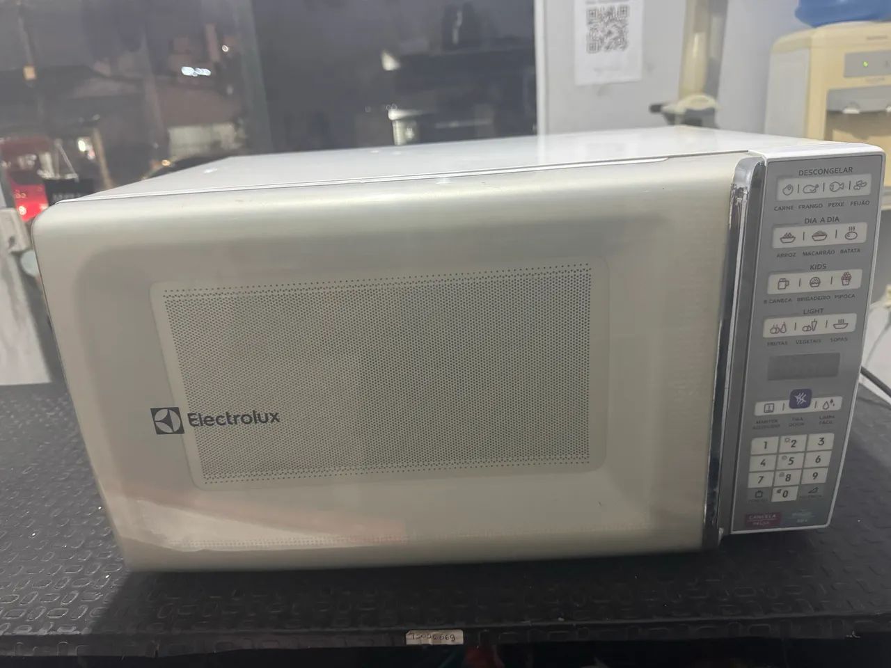 MICRO-ONDAS 34LITROS COM GARANTIA