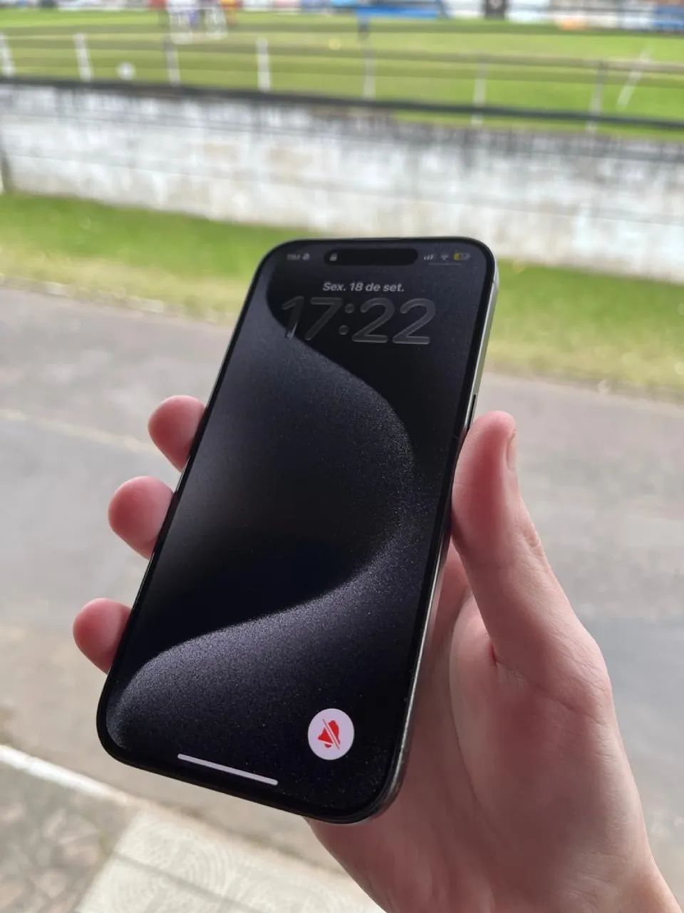 iPhone 15 Pro - Foto 2