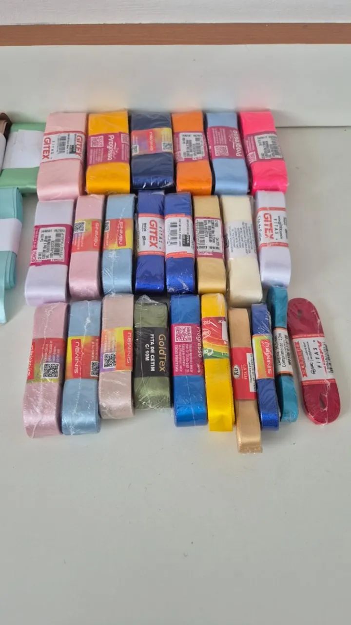 VENDO VARIADAS FITAS DE CETIM, GORGURÃO E DECORATIVAS - Foto 3