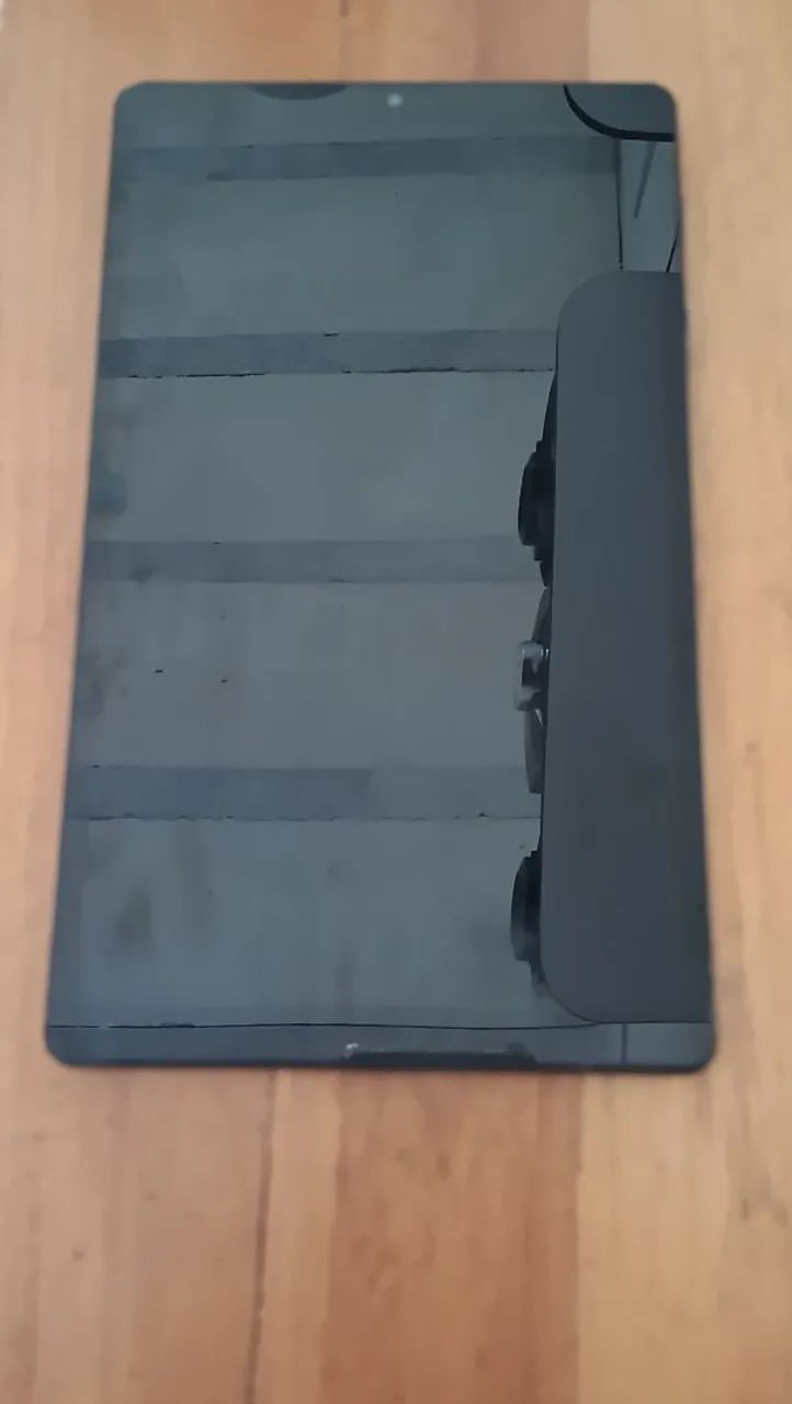 Tablet Samsung A7 lite + capa protetora (possui entrada para chip)