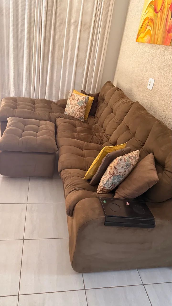 Sofá com chaise e puf - Foto 3