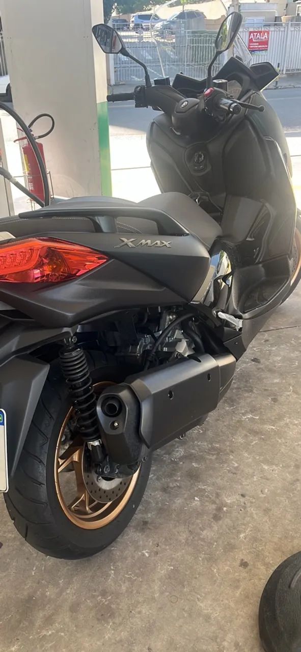X-max 250