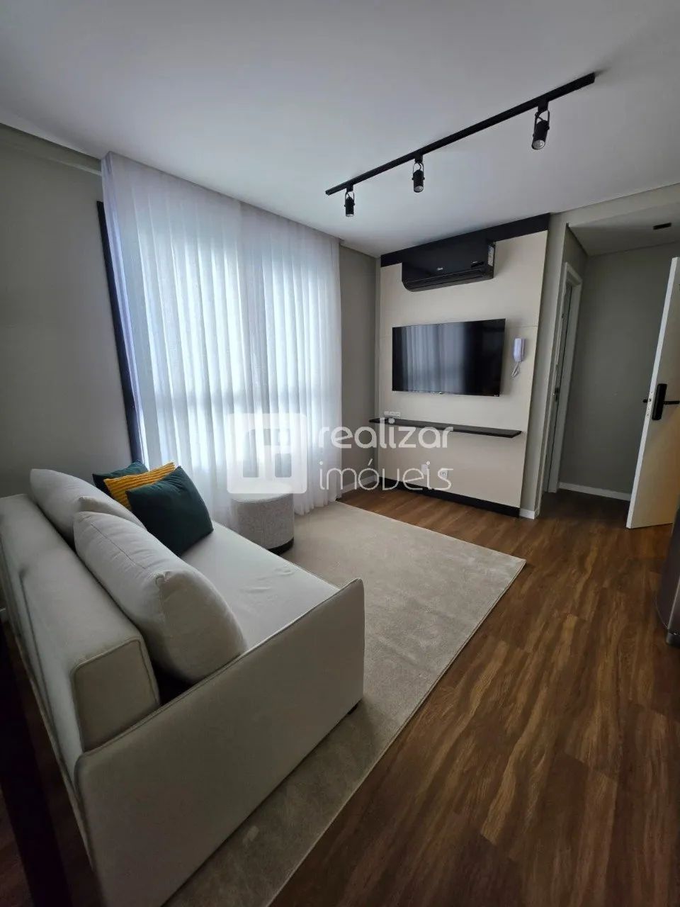 Studio para aluguel com 1 dormitório no bairro Centro