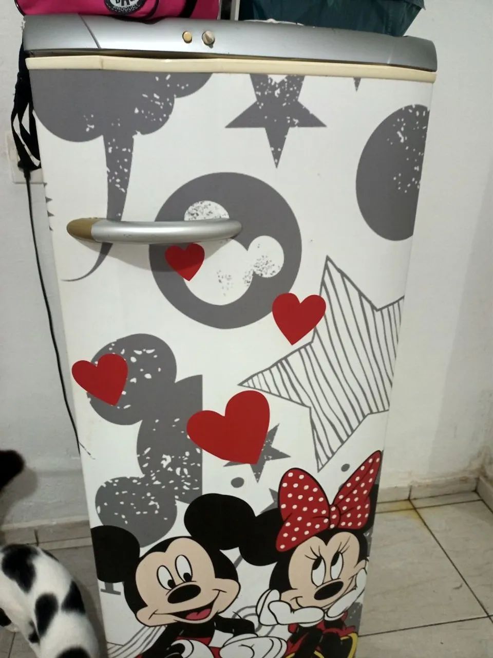 Vende se geladeira funcionando perfeitamente 