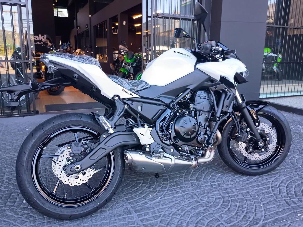 Z650 2026 *ZERO KM*  - Foto 2